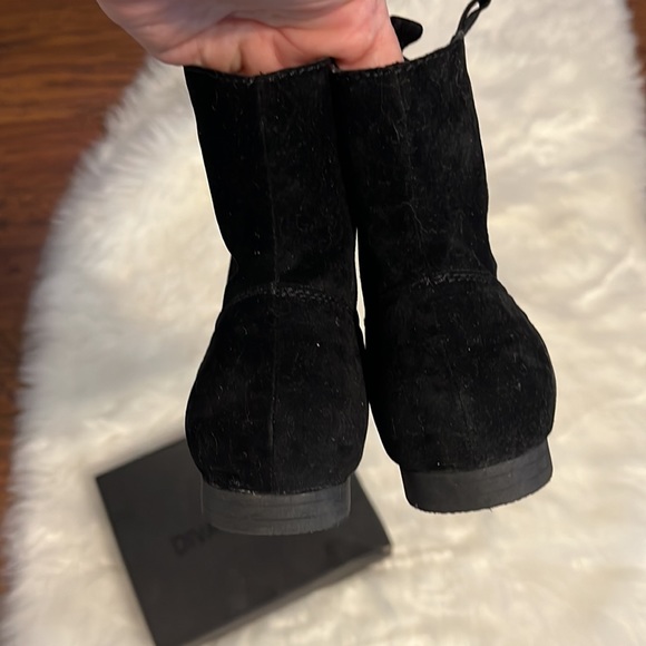 Black boots - Picture 5 of 12